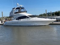 Sea Ray 44 Sedan Bridge.jpg